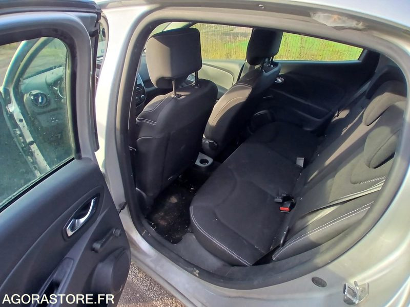 Renault Clio IV – Diesel – 2016-213 584 km - Xe hơi: hình 4 Renault Clio IV – Diesel – 2016-213 584 km - Xe hơi: hình 4