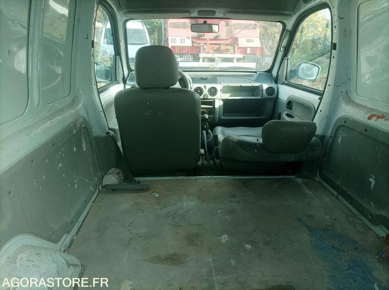 Renault Kangoo 06-2002 3990ZW34 - Xe van nhỏ gọn: hình 5 Renault Kangoo 06-2002 3990ZW34 - Xe van nhỏ gọn: hình 5