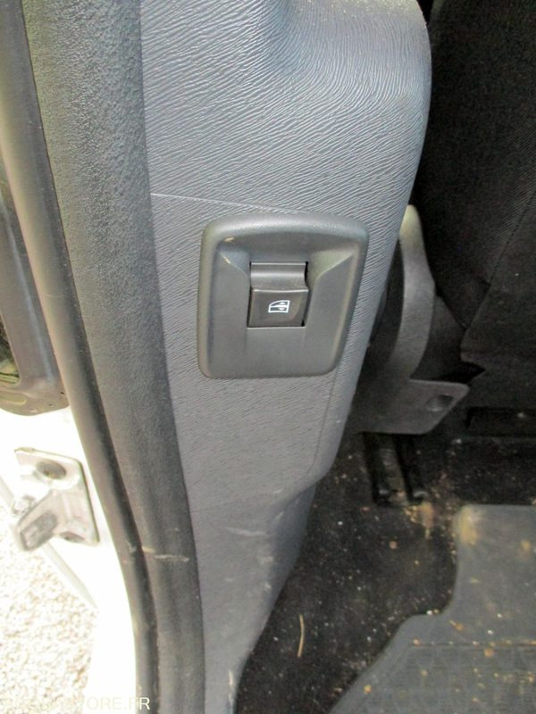 Xe hơi Renault Kangoo - 2016 - 74262 kms: hình 14