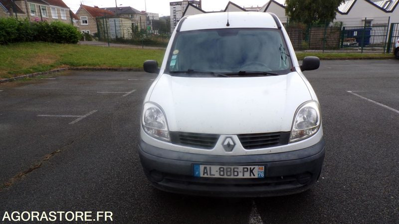 Renault Kangoo AL-886-PK (BP) - Xe van nhỏ gọn: hình 2 Renault Kangoo AL-886-PK (BP) - Xe van nhỏ gọn: hình 2