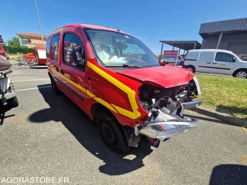 Renault Kangoo - CG679VM - Xe hơi: hình 2 Renault Kangoo - CG679VM - Xe hơi: hình 2