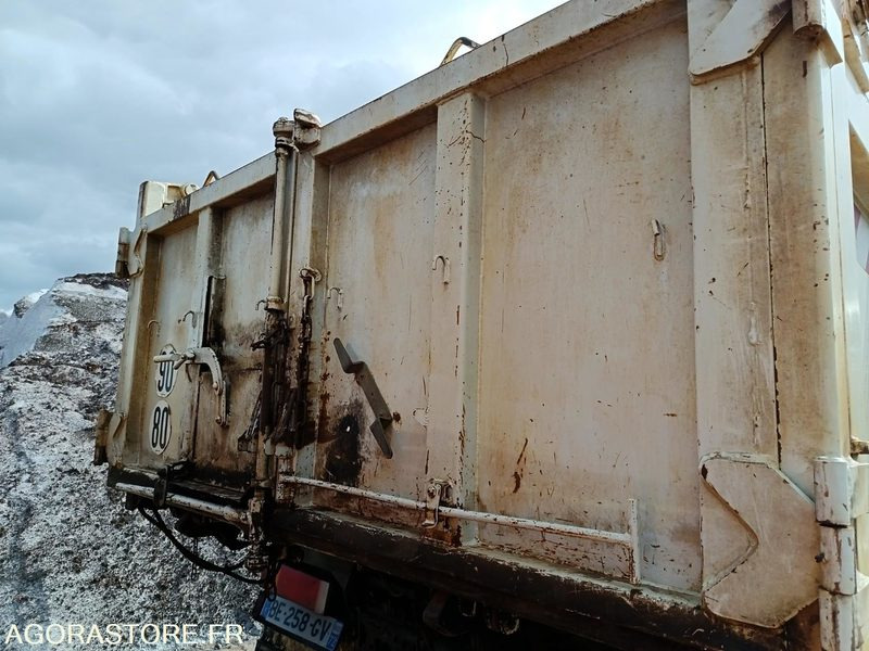Renault Kerax dci 370-26 Benne 6X4 BE-258-GV - Xe ben: hình 5 Renault Kerax dci 370-26 Benne 6X4 BE-258-GV - Xe ben: hình 5