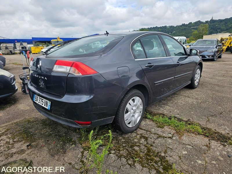 Renault Laguna - 2010 - 184971km - BA375VN - Xe hơi: hình 3 Renault Laguna - 2010 - 184971km - BA375VN - Xe hơi: hình 3