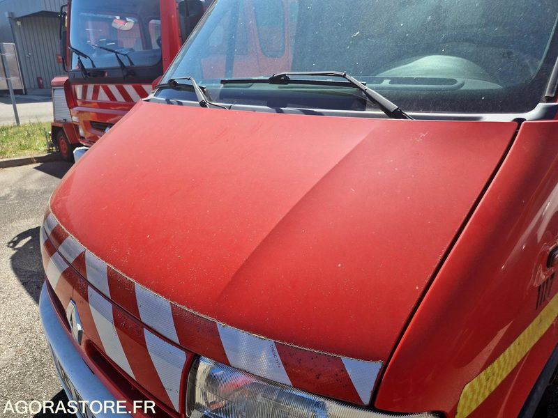 Xe van chở hàng Renault Master -125YR69: hình 13