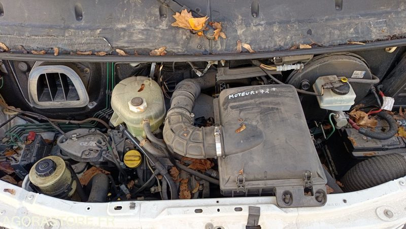 Renault Master - 2003 - 168021km - Xe van chở hàng: hình 5 Renault Master - 2003 - 168021km - Xe van chở hàng: hình 5