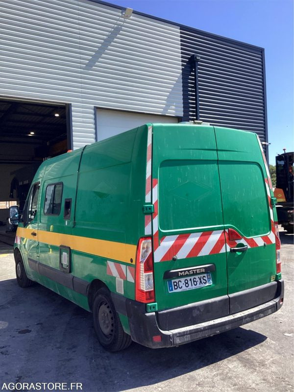 Renault Master - 2010 - 277727kms (P1508467) - Xe van chở hàng: hình 4 Renault Master - 2010 - 277727kms (P1508467) - Xe van chở hàng: hình 4