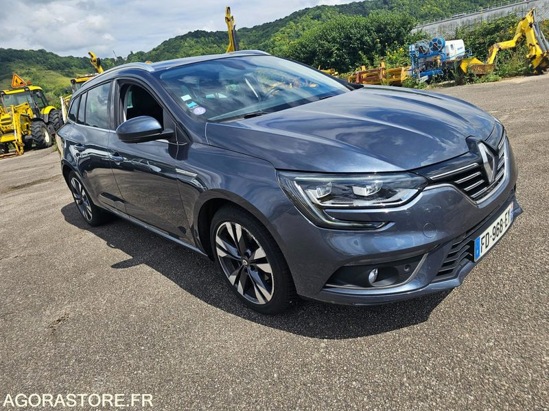 Renault Mégane - 2019 - 170446km - FD968EY - Xe wagon: hình 2 Renault Mégane - 2019 - 170446km - FD968EY - Xe wagon: hình 2