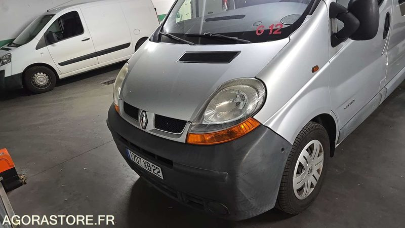 Renault Trafic - 2004 - 257907kms - 1707-XB-22 - Xe bus mini, Xe van chở khách: hình 1 Renault Trafic - 2004 - 257907kms - 1707-XB-22 - Xe bus mini, Xe van chở khách: hình 1