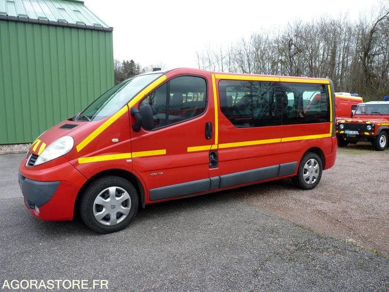 Renault Trafic 9 Places - Xe van nhỏ gọn: hình 5 Renault Trafic 9 Places - Xe van nhỏ gọn: hình 5