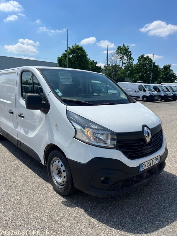 Renault Trafic L2H1 1200 Energy Confort - 2018 - 180 000km - Xe van chở hàng: hình 2 Renault Trafic L2H1 1200 Energy Confort - 2018 - 180 000km - Xe van chở hàng: hình 2