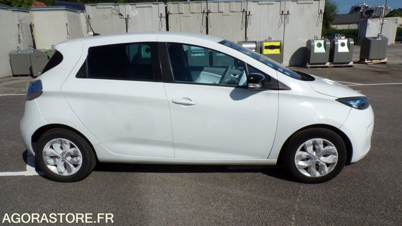 Renault Zoe CW-802-KC (BP) - Xe hơi: hình 4 Renault Zoe CW-802-KC (BP) - Xe hơi: hình 4