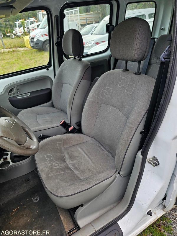 Renault kangoo - 2007 - 243472km - 1330WN28 - Xe hơi: hình 5 Renault kangoo - 2007 - 243472km - 1330WN28 - Xe hơi: hình 5