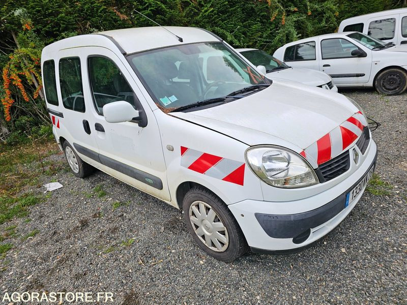 Renault kangoo - 2007 - 243472km - 1330WN28 - Xe hơi: hình 2 Renault kangoo - 2007 - 243472km - 1330WN28 - Xe hơi: hình 2