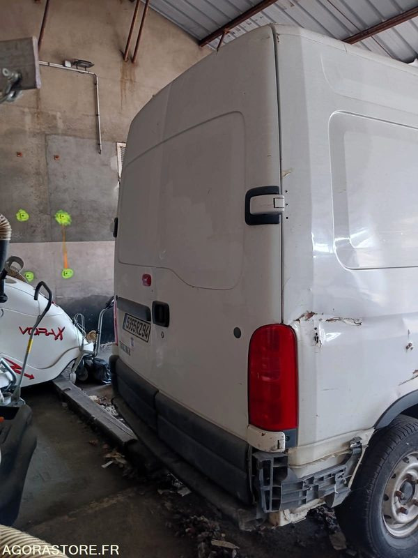 Renault master - Xe van chở hàng: hình 1 Renault master - Xe van chở hàng: hình 1