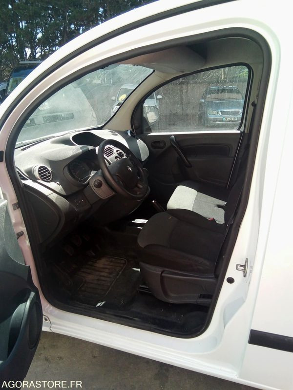 Xe van nhỏ gọn Renault maxi Kangoo 1.5 dci  90 CV  3 places clim - 2018 - 136 207km: hình 6