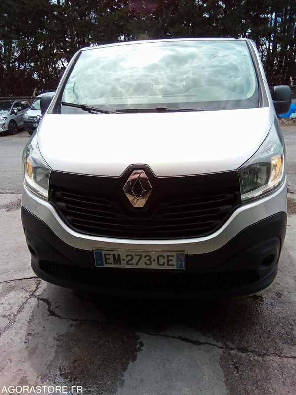 Renault trafic 1.6dci 95 CV 9 places 309336 kms - Xe bus mini, Xe van chở khách: hình 1 Renault trafic 1.6dci 95 CV 9 places 309336 kms - Xe bus mini, Xe van chở khách: hình 1