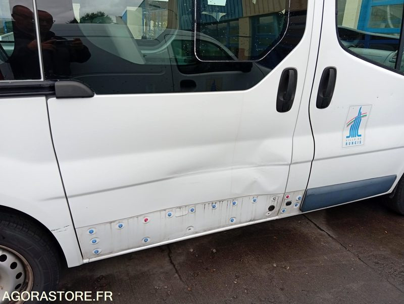 Renault trafic - Xe bus mini, Xe van chở khách: hình 5 Renault trafic - Xe bus mini, Xe van chở khách: hình 5