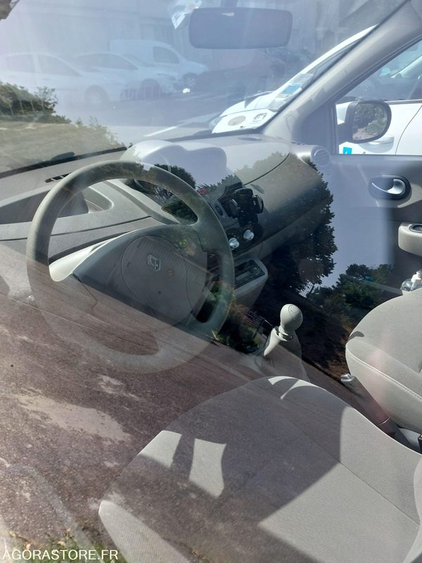 Renaut Twingo AW899MR de 2011 - 44374km - Xe hơi: hình 3 Renaut Twingo AW899MR de 2011 - 44374km - Xe hơi: hình 3