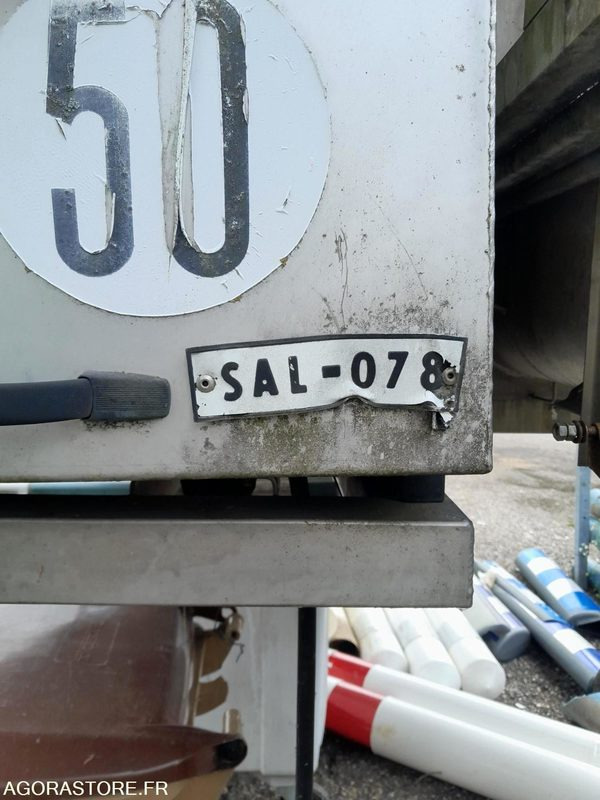 SALEUSE INOX AUTO SICOMETAL 5M3 - Máy dàn trải cát/ Muối: hình 5 SALEUSE INOX AUTO SICOMETAL 5M3 - Máy dàn trải cát/ Muối: hình 5