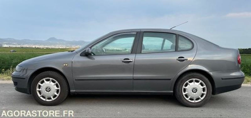 SEAT TOLEDO 1.9 TDI 110 CH - 2000 - 208 500 kms - Xe hơi: hình 3 SEAT TOLEDO 1.9 TDI 110 CH - 2000 - 208 500 kms - Xe hơi: hình 3