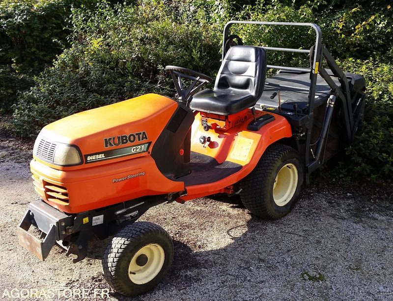 TONDEUSE KUBOTA G21 DIESEL 2007 933H SANS PLATEAU DE COUPE - Máy cắt cỏ vườn: hình 1 TONDEUSE KUBOTA G21 DIESEL 2007 933H SANS PLATEAU DE COUPE - Máy cắt cỏ vườn: hình 1