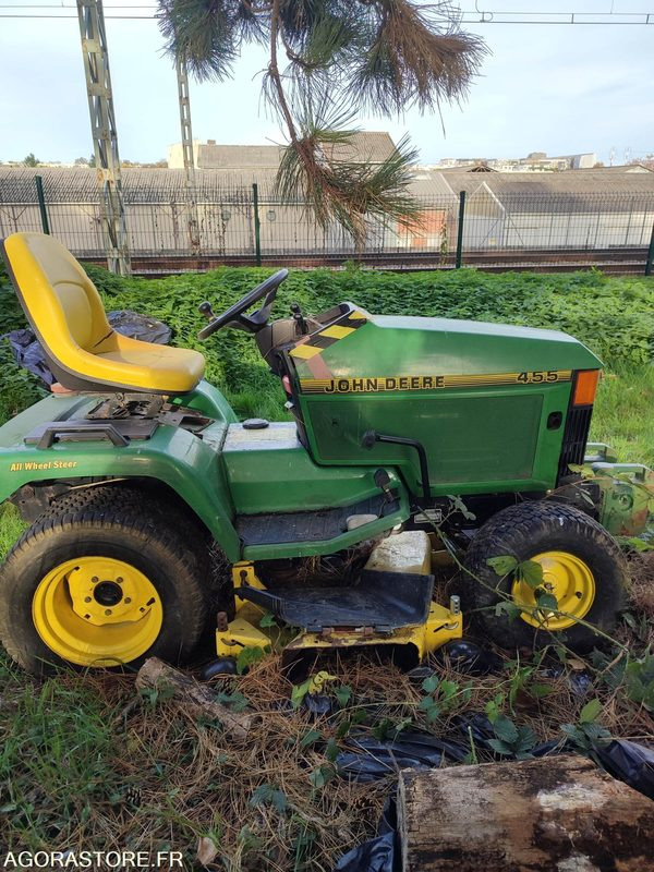 TRACTEUR TONDEUSE JOHN DEERE 455 - Máy cắt cỏ vườn: hình 2 TRACTEUR TONDEUSE JOHN DEERE 455 - Máy cắt cỏ vườn: hình 2