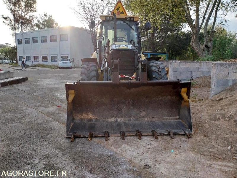 TRACTOPELLE CATERPILLAR 444 E - Máy xúc trước múc sau: hình 2 TRACTOPELLE CATERPILLAR 444 E - Máy xúc trước múc sau: hình 2