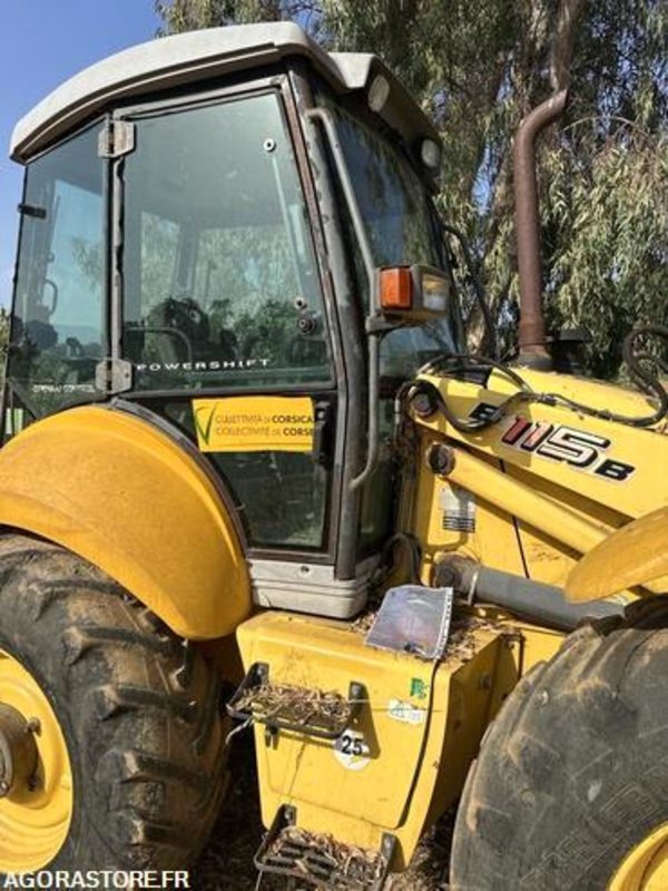 TRACTOPELLE NEW HOLLAND B115B - 3601H - 2008 - Máy xúc trước múc sau: hình 5 TRACTOPELLE NEW HOLLAND B115B - 3601H - 2008 - Máy xúc trước múc sau: hình 5