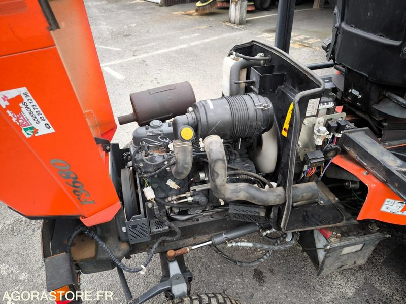 Tondeuse KUBOTA F3680 3688 heures 2013 - Máy cắt cỏ vườn: hình 3 Tondeuse KUBOTA F3680 3688 heures 2013 - Máy cắt cỏ vườn: hình 3
