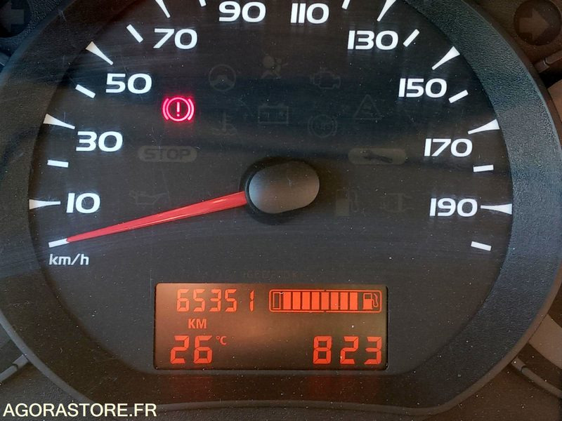 VEHICULE RENAULT KANGOO 1.5 DCI - 65351KMS - 2010 - Xe hơi: hình 5 VEHICULE RENAULT KANGOO 1.5 DCI - 65351KMS - 2010 - Xe hơi: hình 5