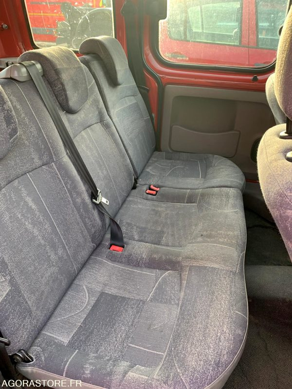 VLR RENAULT KANGOO1 8531XQ76 - Xe van nhỏ gọn: hình 5 VLR RENAULT KANGOO1 8531XQ76 - Xe van nhỏ gọn: hình 5