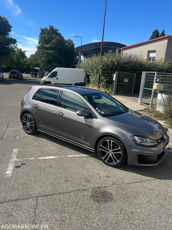 VOLKSWAGEN GOLF 2.0 TDI 184 BlueMotion Technology FAP DSG6 GTD / ORIGINE FRANCE - Xe hơi: hình 1 VOLKSWAGEN GOLF 2.0 TDI 184 BlueMotion Technology FAP DSG6 GTD / ORIGINE FRANCE - Xe hơi: hình 1