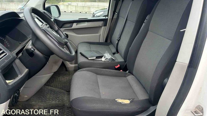 VOLKSWAGEN TRANSPORTER - 2018 - 187106KM - FC555FD - Xe van chở hàng: hình 5 VOLKSWAGEN TRANSPORTER - 2018 - 187106KM - FC555FD - Xe van chở hàng: hình 5