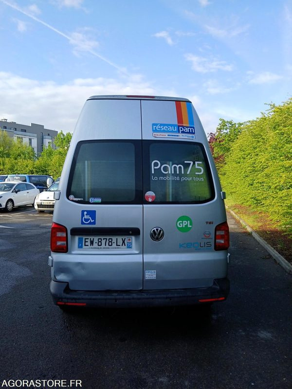VOLKSWAGEN TRANSPORTER 6TPMR N°180251 - Xe bus mini, Xe van chở khách: hình 4 VOLKSWAGEN TRANSPORTER 6TPMR N°180251 - Xe bus mini, Xe van chở khách: hình 4