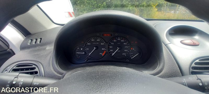 VQ- V11o Peugeot 206 - Xe hơi: hình 5 VQ- V11o Peugeot 206 - Xe hơi: hình 5