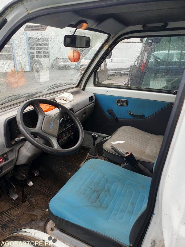 VQ-V20M PIAGGIO PORTER. - Xe ben nhỏ: hình 5 VQ-V20M PIAGGIO PORTER. - Xe ben nhỏ: hình 5