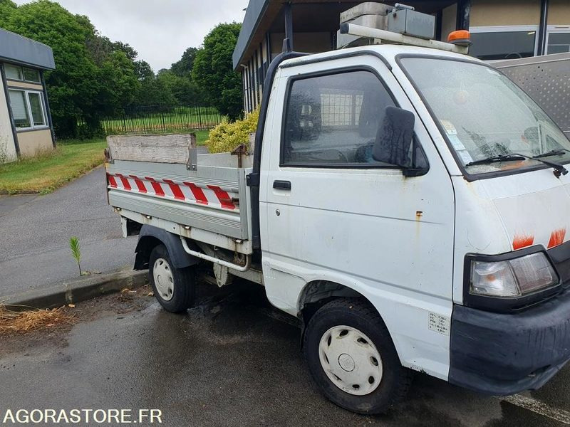 VQ-V20M PIAGGIO PORTER. - Xe ben nhỏ: hình 2 VQ-V20M PIAGGIO PORTER. - Xe ben nhỏ: hình 2