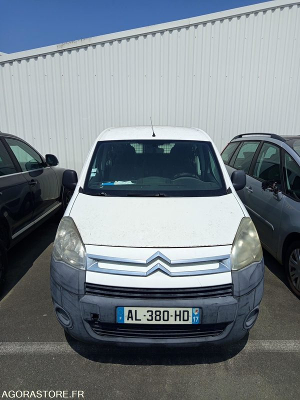 Véhicule utilitaire CITROËN Berlingo - Xe van nhỏ gọn: hình 1 Véhicule utilitaire CITROËN Berlingo - Xe van nhỏ gọn: hình 1