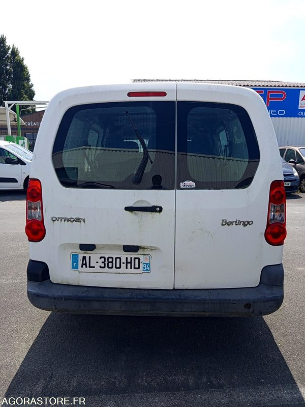 Véhicule utilitaire CITROËN Berlingo - Xe van nhỏ gọn: hình 4 Véhicule utilitaire CITROËN Berlingo - Xe van nhỏ gọn: hình 4