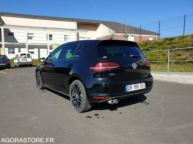 Volkswagen GOLF GTE 1.4 TSI - Xe hơi: hình 2 Volkswagen GOLF GTE 1.4 TSI - Xe hơi: hình 2