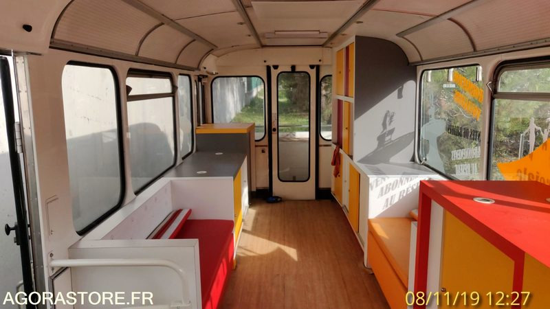 Cho thuê  Autobus SAVIEM de collection Vintage (1979) Autobus SAVIEM de collection Vintage (1979): hình 6