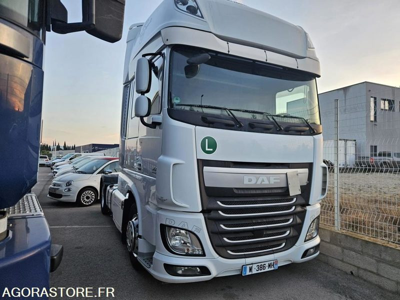 TRACTEUR DAF XF 510 XL - 2016 - 447 120km - TRES BON ETAT - Xe đầu kéo: hình 1 TRACTEUR DAF XF 510 XL - 2016 - 447 120km - TRES BON ETAT - Xe đầu kéo: hình 1