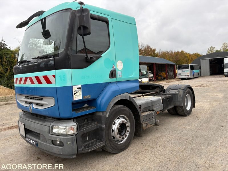 TRACTEUR RENAULT 420 DCI - Xe đầu kéo: hình 4 TRACTEUR RENAULT 420 DCI - Xe đầu kéo: hình 4