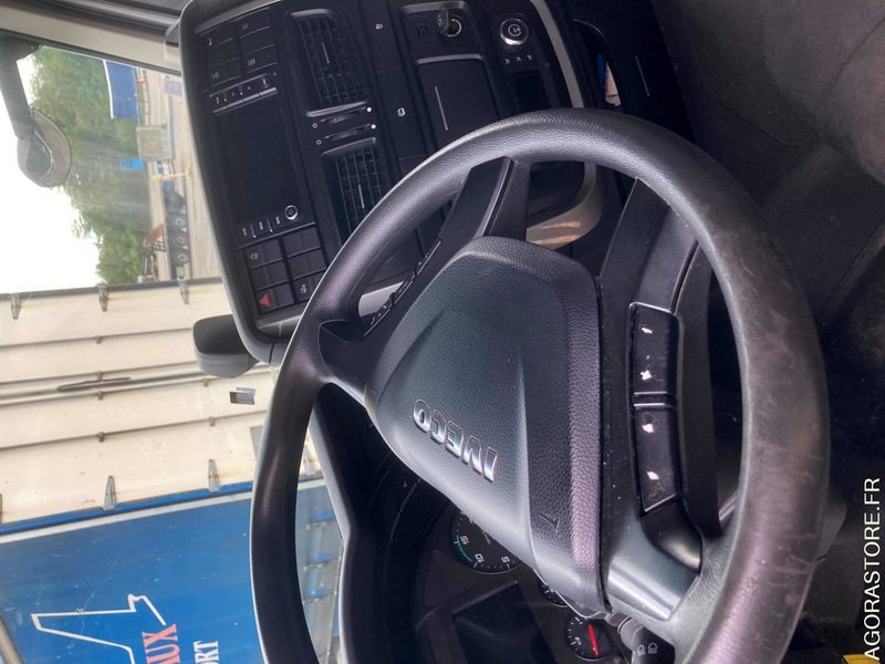 Tracteur IVECO Stralis AS110S46 LNG - 2019 - 636892 kms (41640) - Xe đầu kéo: hình 5 Tracteur IVECO Stralis AS110S46 LNG - 2019 - 636892 kms (41640) - Xe đầu kéo: hình 5