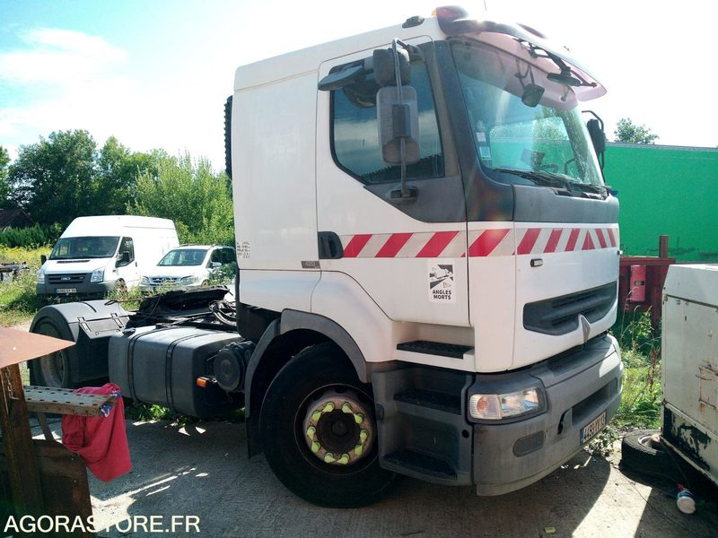 Tracteur Renault 420DCI - Xe đầu kéo: hình 3 Tracteur Renault 420DCI - Xe đầu kéo: hình 3