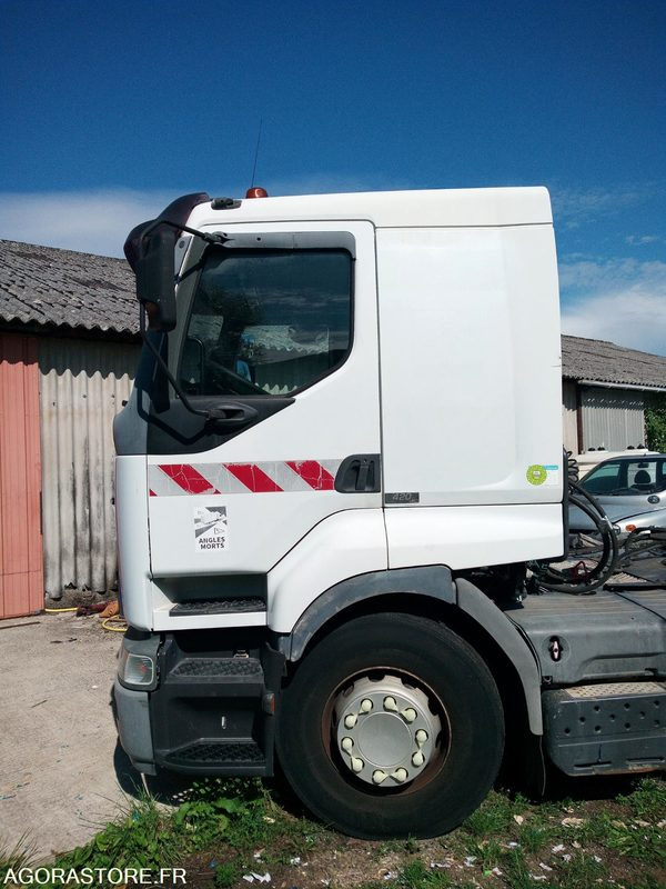 Tracteur Renault 420DCI - Xe đầu kéo: hình 2 Tracteur Renault 420DCI - Xe đầu kéo: hình 2