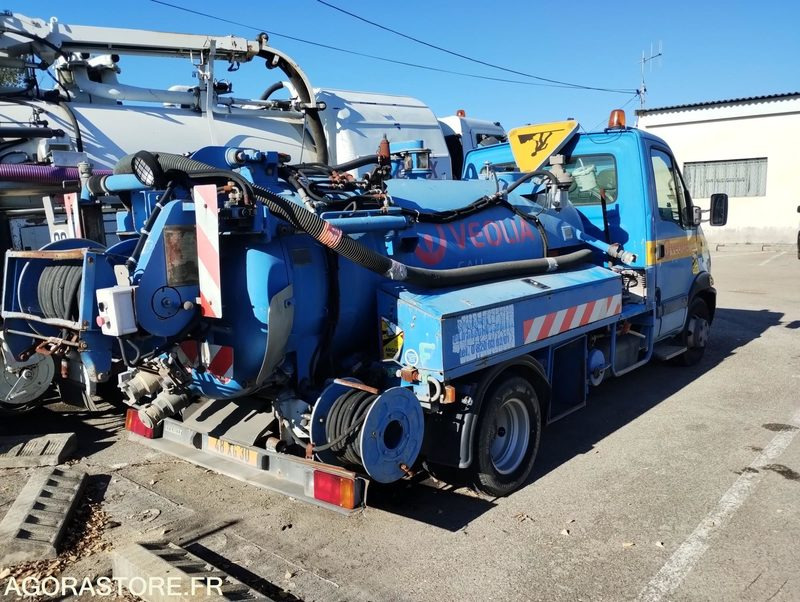 Camion 3.5t Hydrocureur Renault Mascott – équipement Huwer - Xe tải: hình 1 Camion 3.5t Hydrocureur Renault Mascott – équipement Huwer - Xe tải: hình 1