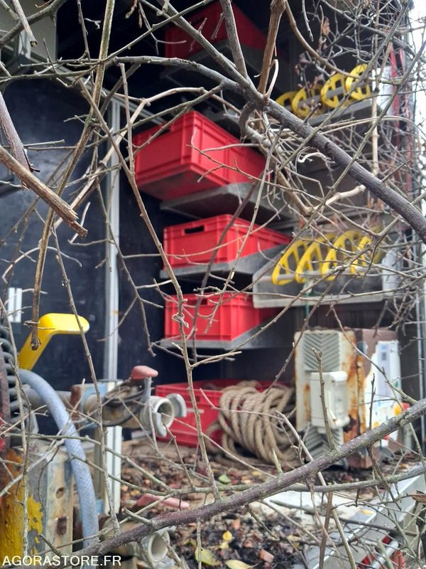 MAN TGM 4X4 18.250 Fourgon GIMAEX VASP 2011 212000Km ROULANT PRO UNIQUEMENT - Xe tải: hình 5 MAN TGM 4X4 18.250 Fourgon GIMAEX VASP 2011 212000Km ROULANT PRO UNIQUEMENT - Xe tải: hình 5