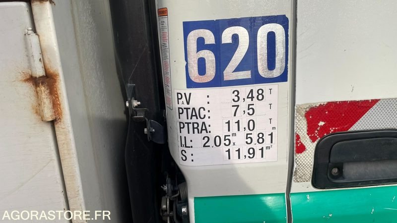 MITSUBISHI / FUSO canter - Xe tải: hình 4 MITSUBISHI / FUSO canter - Xe tải: hình 4