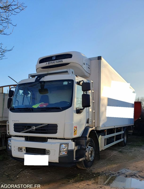 Porteur Volvo frigo - Xe tải: hình 1 Porteur Volvo frigo - Xe tải: hình 1